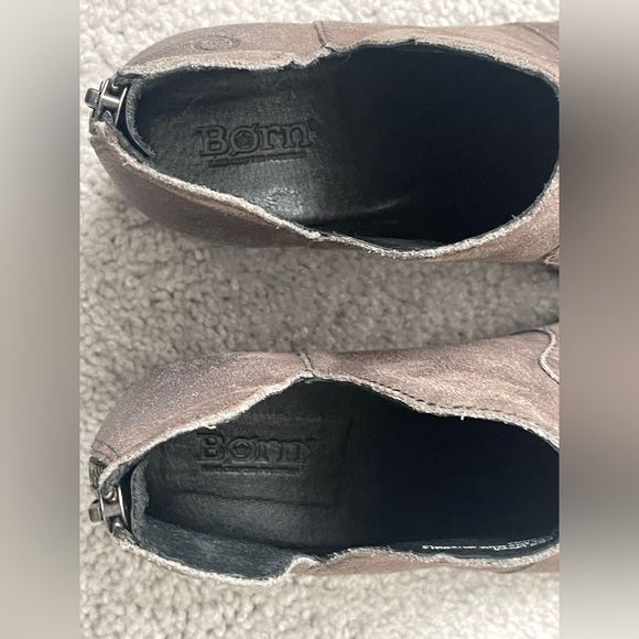 NWOT Born destressed leather ankle booties - Picture 3 of 5